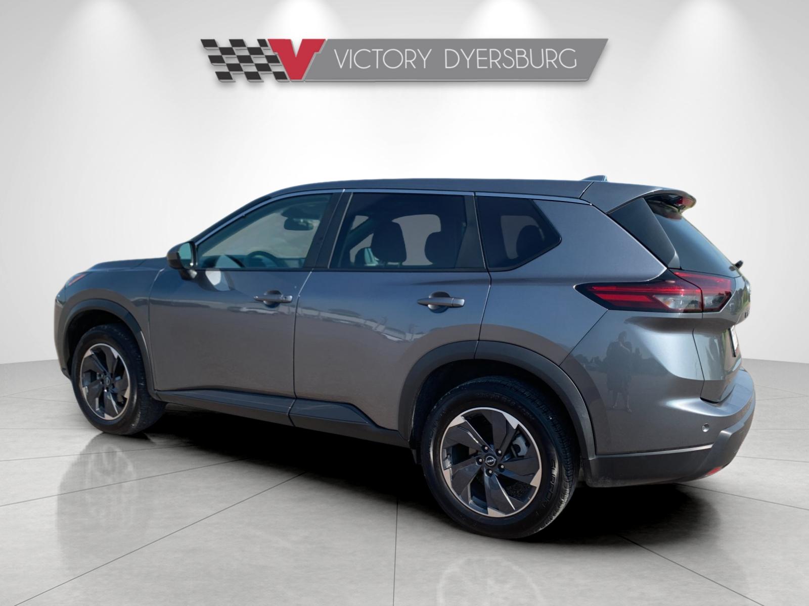 Used 2024 Gray Nissan SV image 6