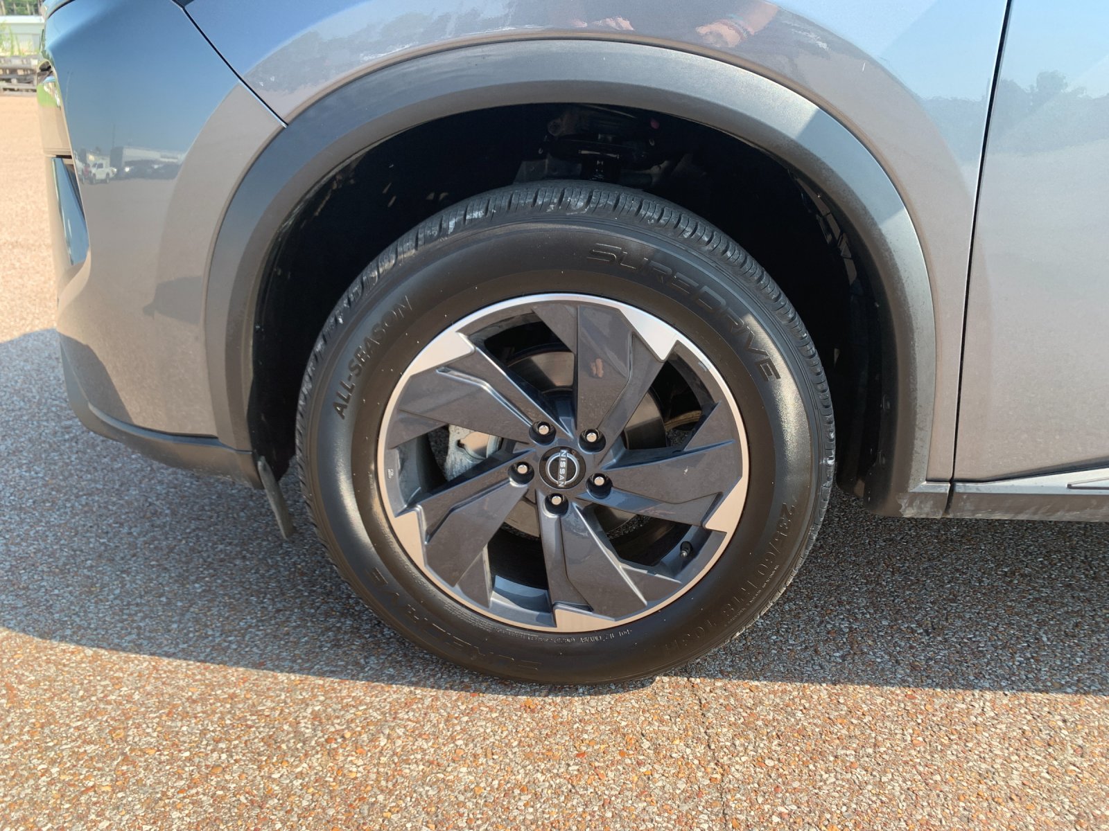 Used 2024 Gray Nissan SV image 34