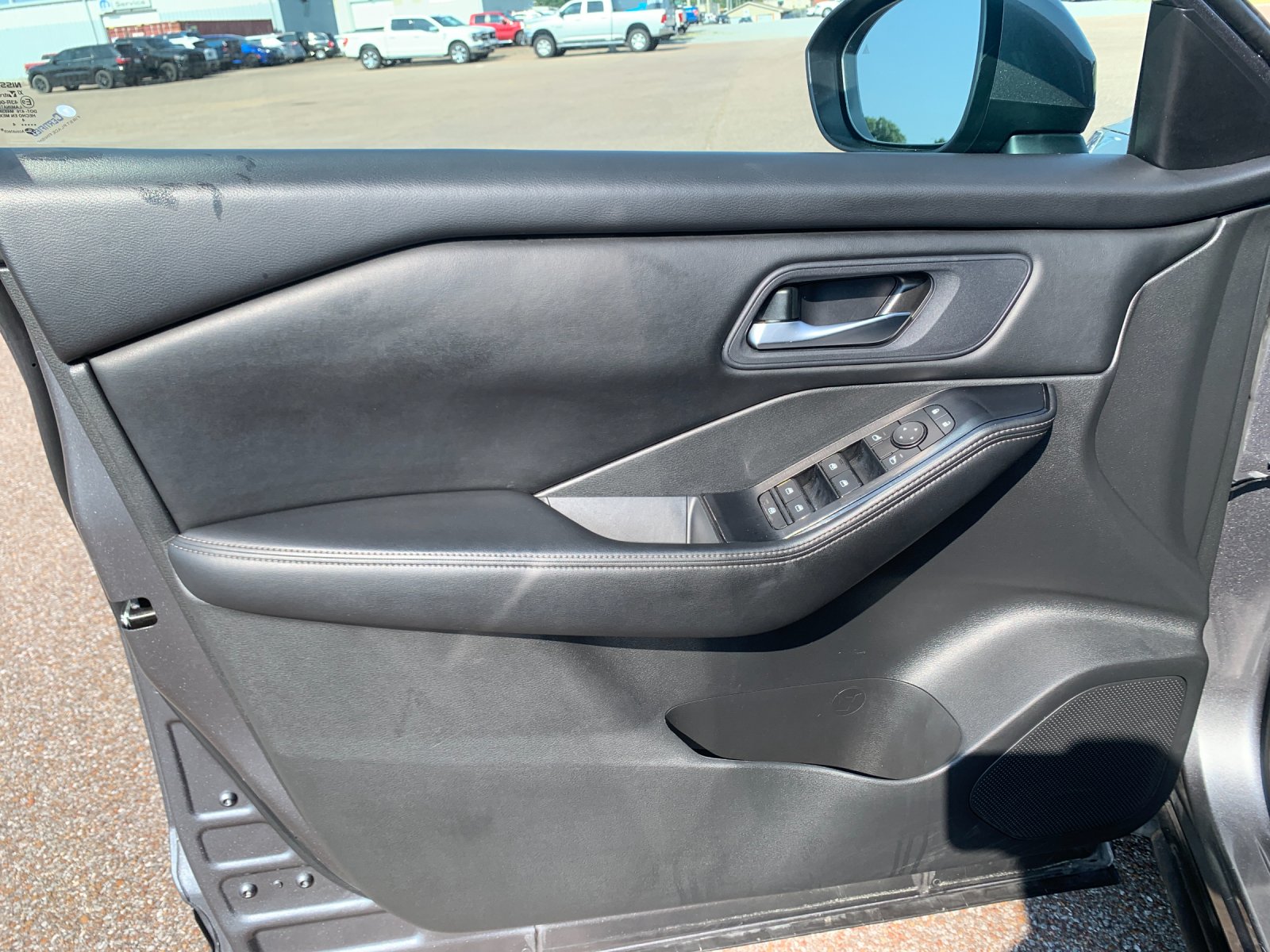 Used 2024 Gray Nissan SV image 13