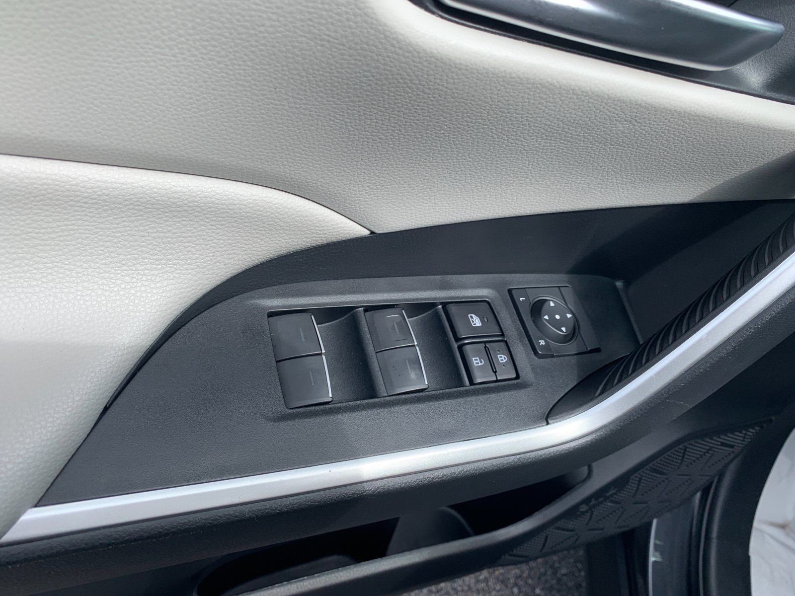 Certified Used 2024 Gray Toyota XLE image 13