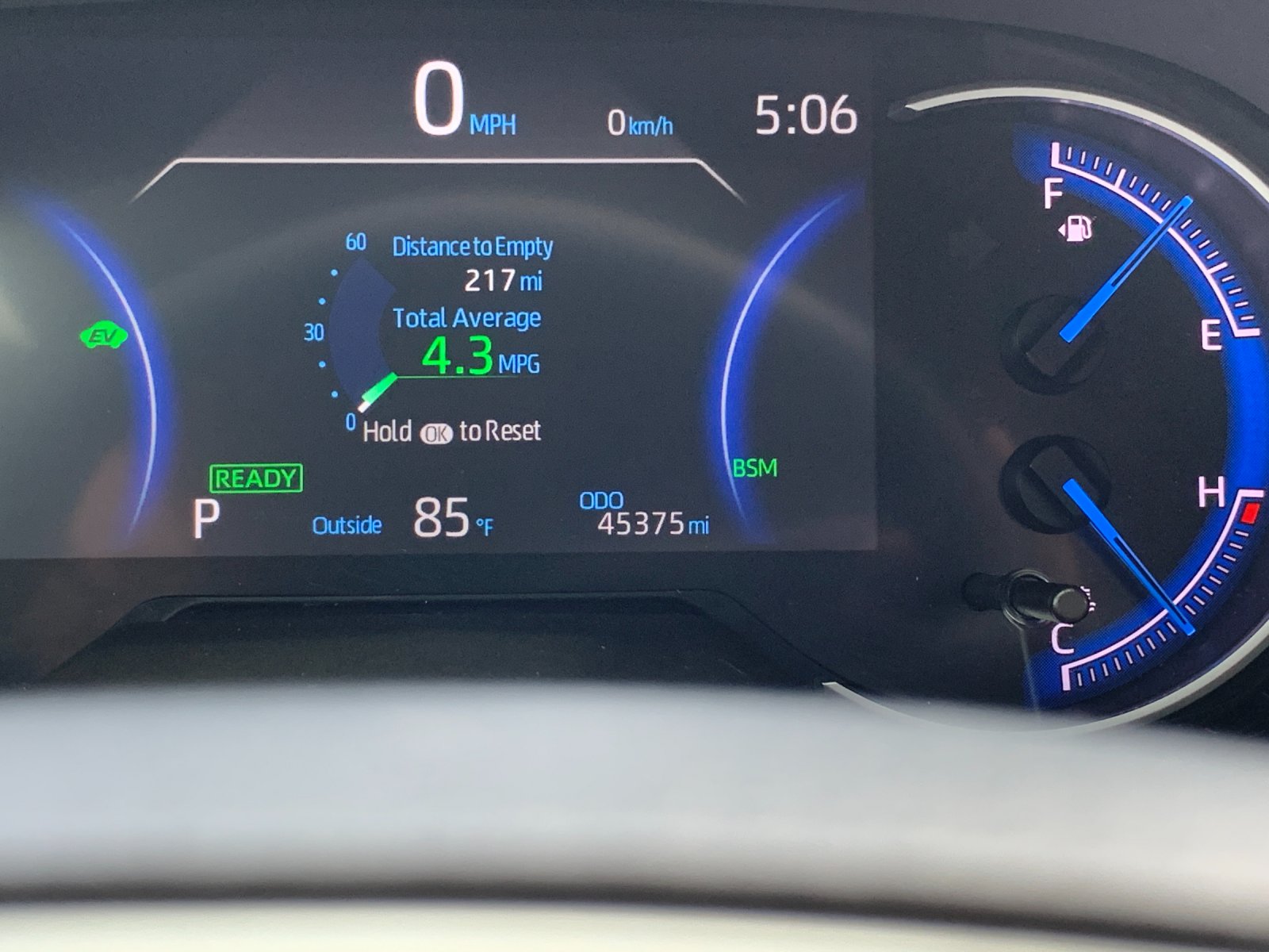 Certified Used 2024 Gray Toyota XLE image 29
