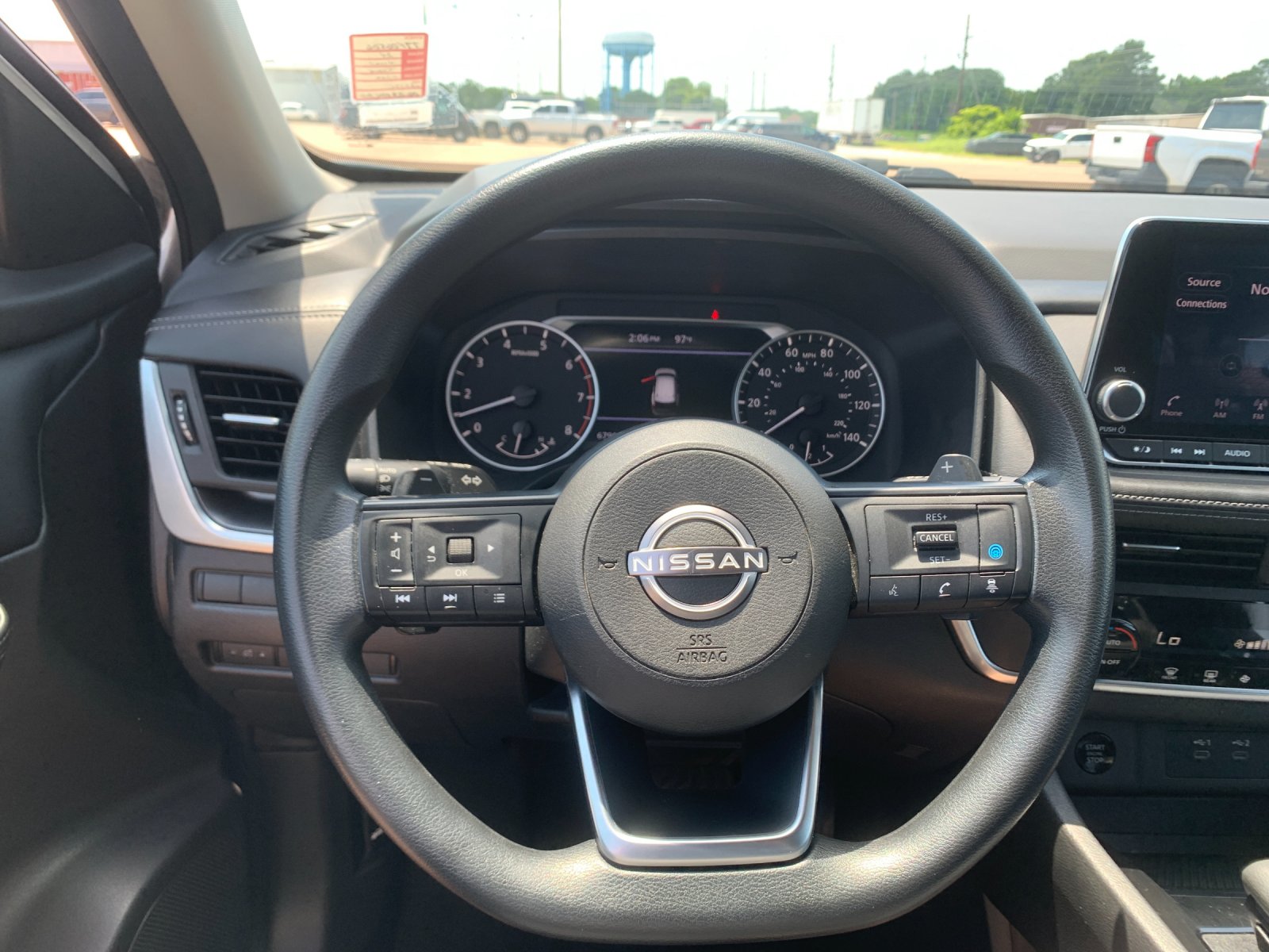 Used 2024 Silver Nissan SV image 28
