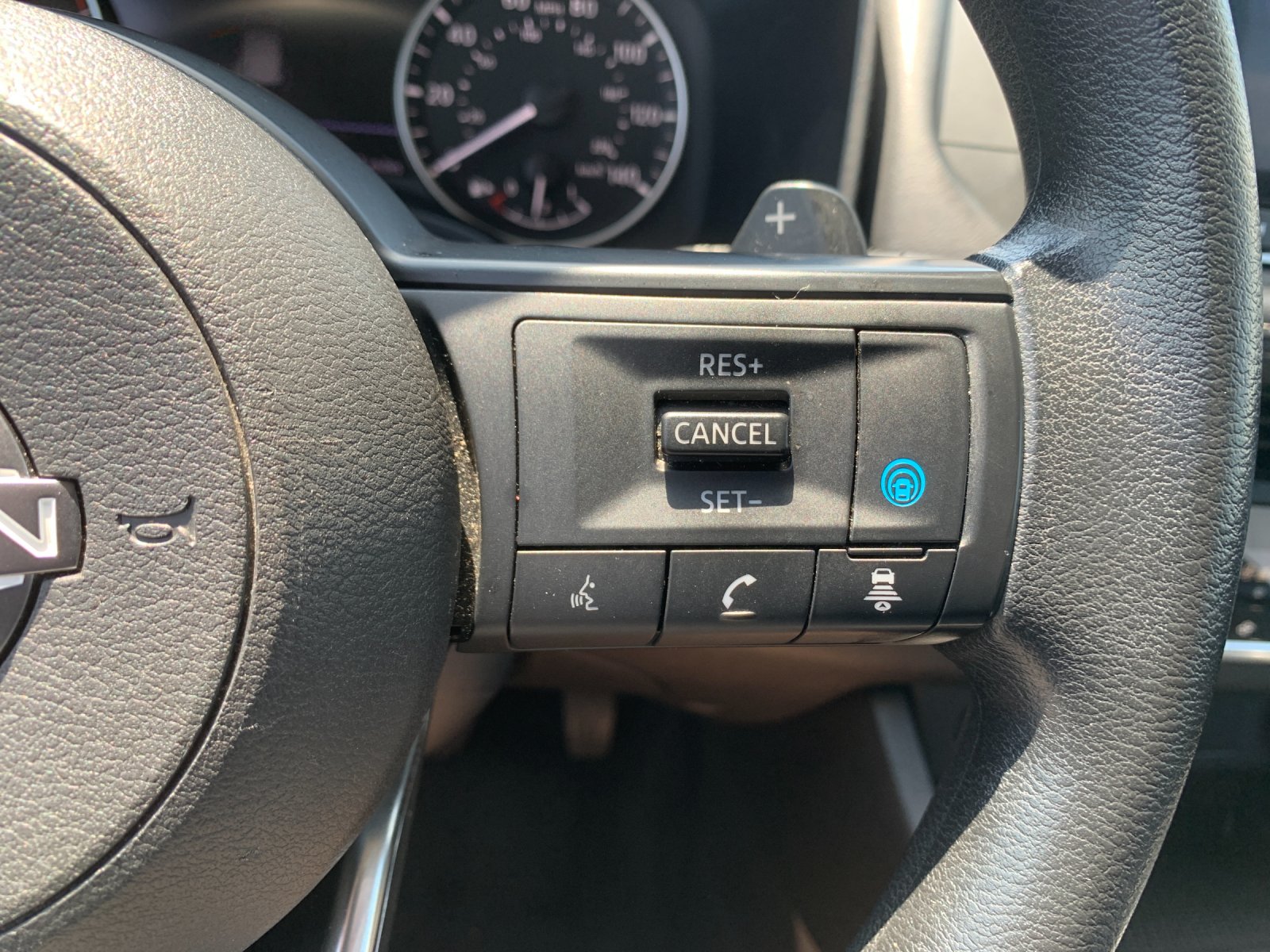Used 2024 Silver Nissan SV image 30