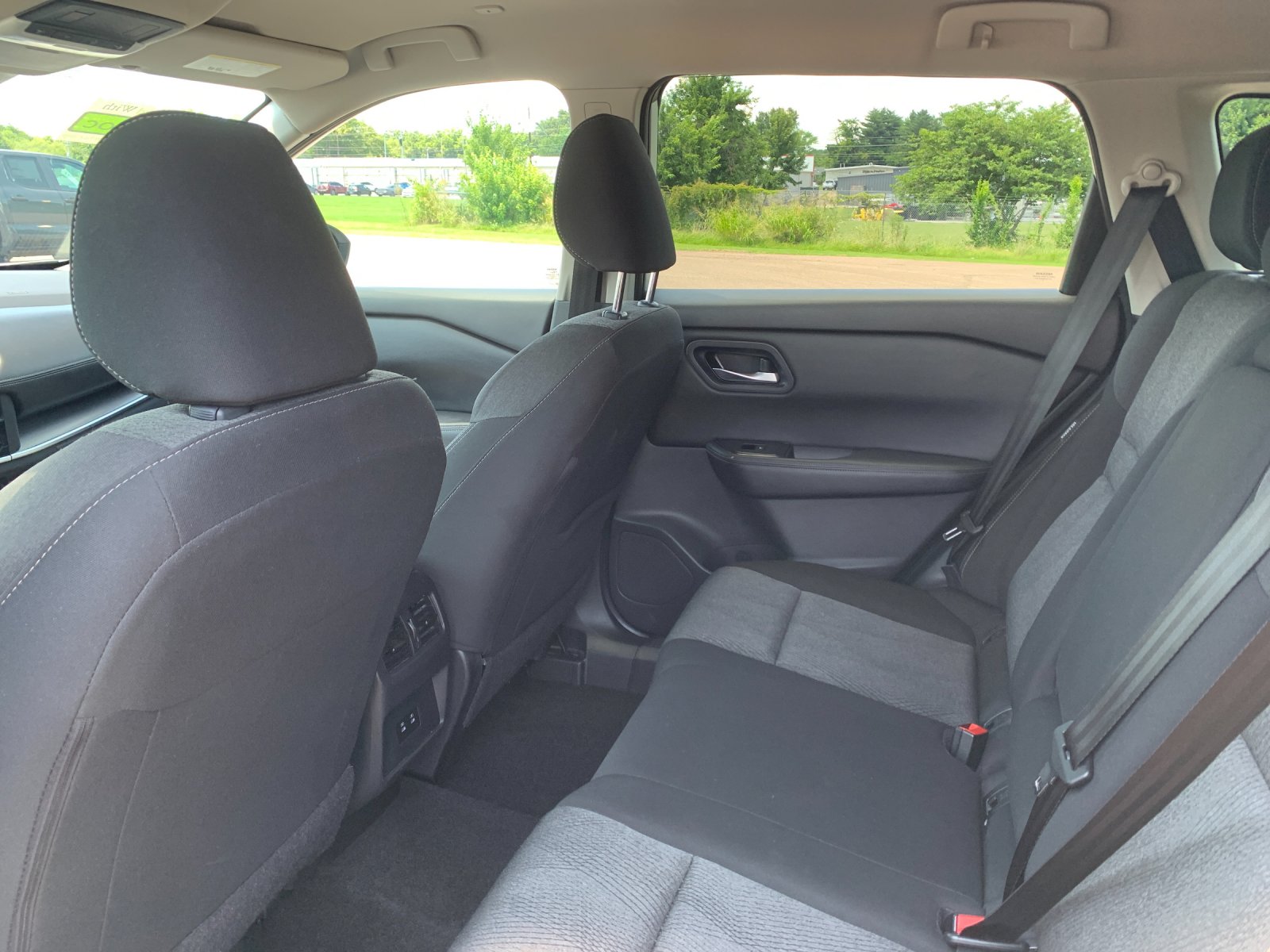 Used 2024 Silver Nissan SV image 15
