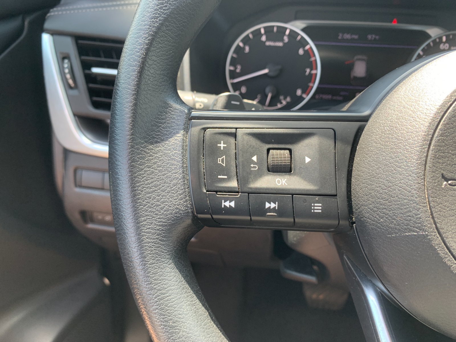 Used 2024 Silver Nissan SV image 29