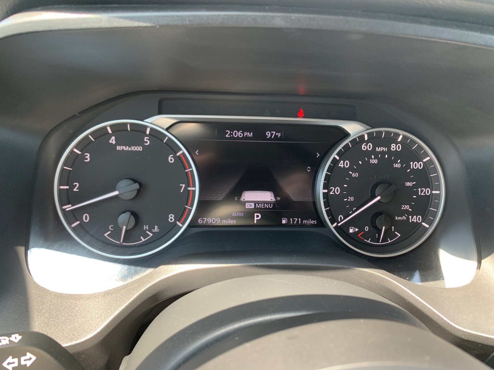 Used 2024 Silver Nissan SV image 31