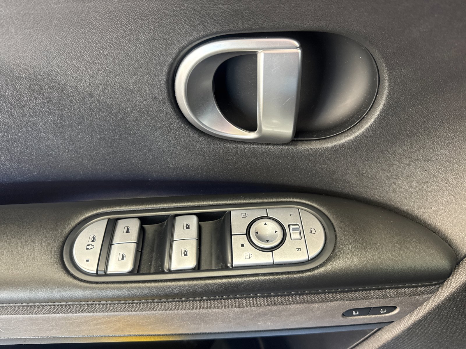 Used 2024 Blue Hyundai Limited image 10