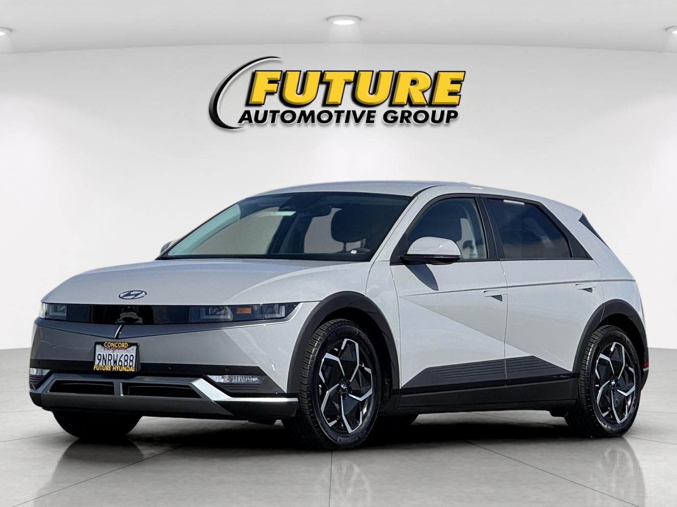 Used 2024 Gray Hyundai SEL image 7