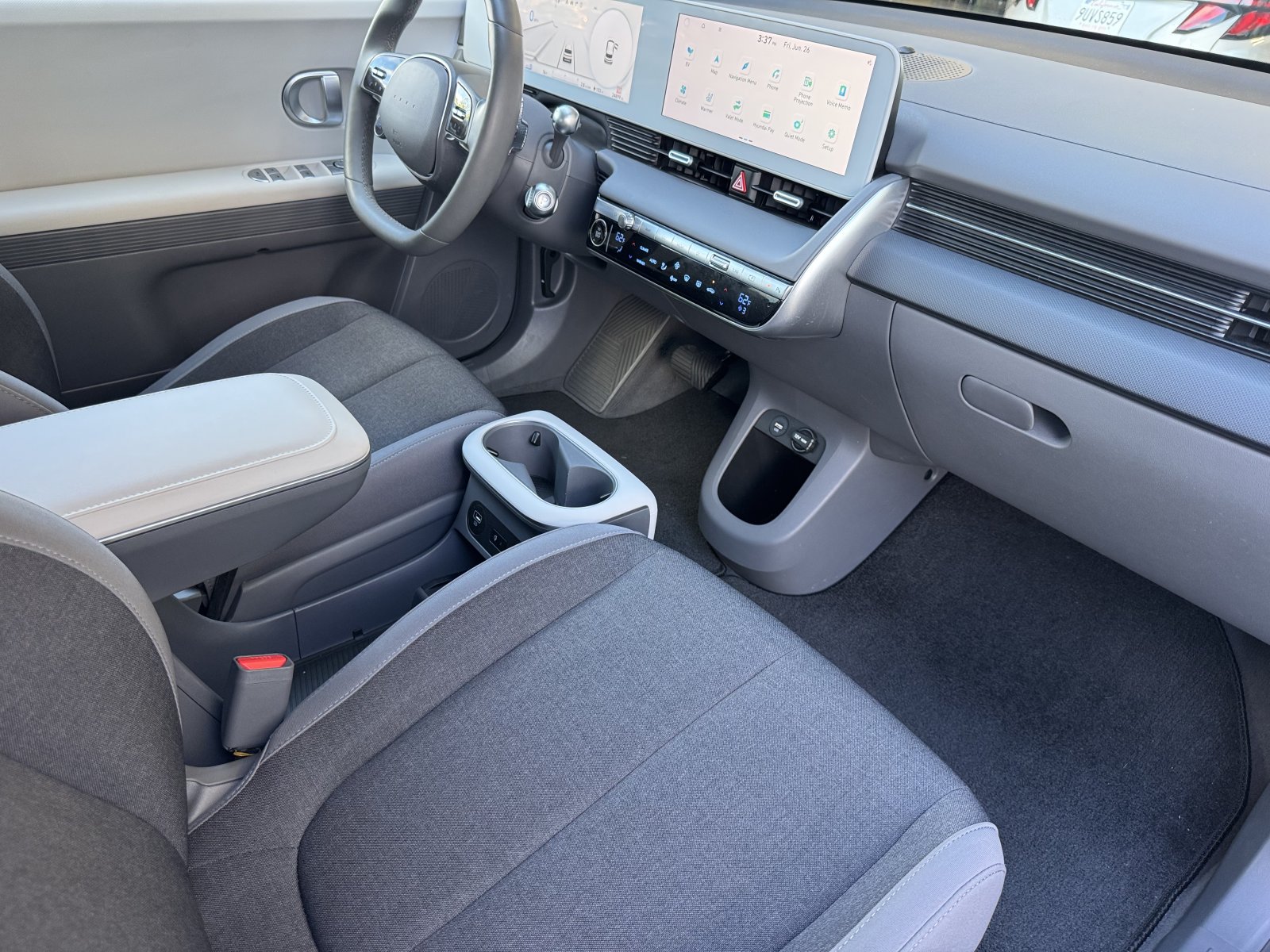 Used 2024 Gray Hyundai SEL image 15