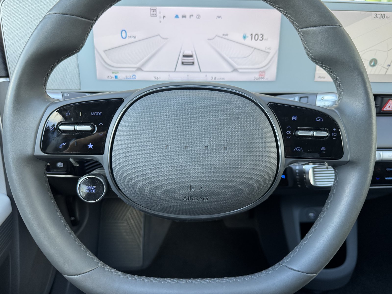 Used 2024 Gray Hyundai SEL image 23