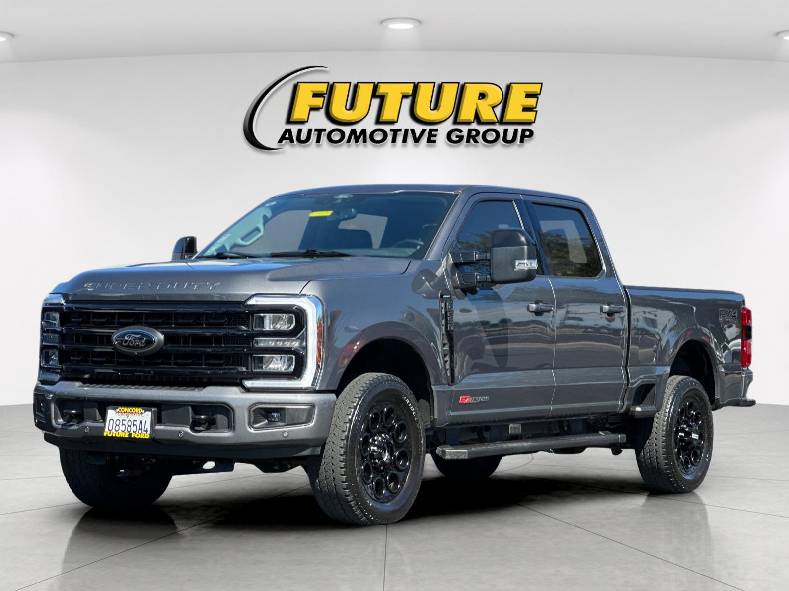 Used 2024 Gray Ford Lariat image 7