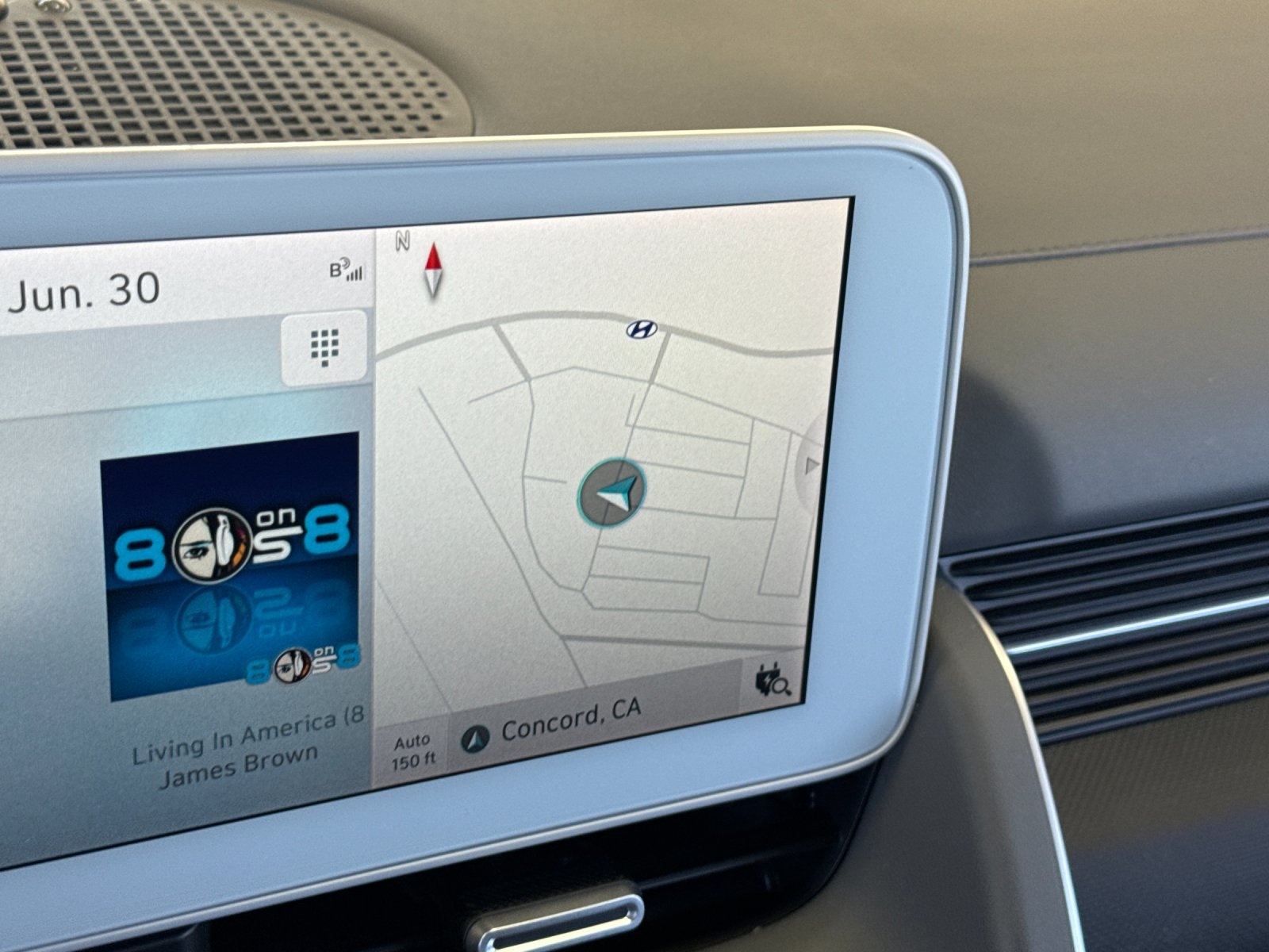 Used 2024 Gray Hyundai SEL image 18