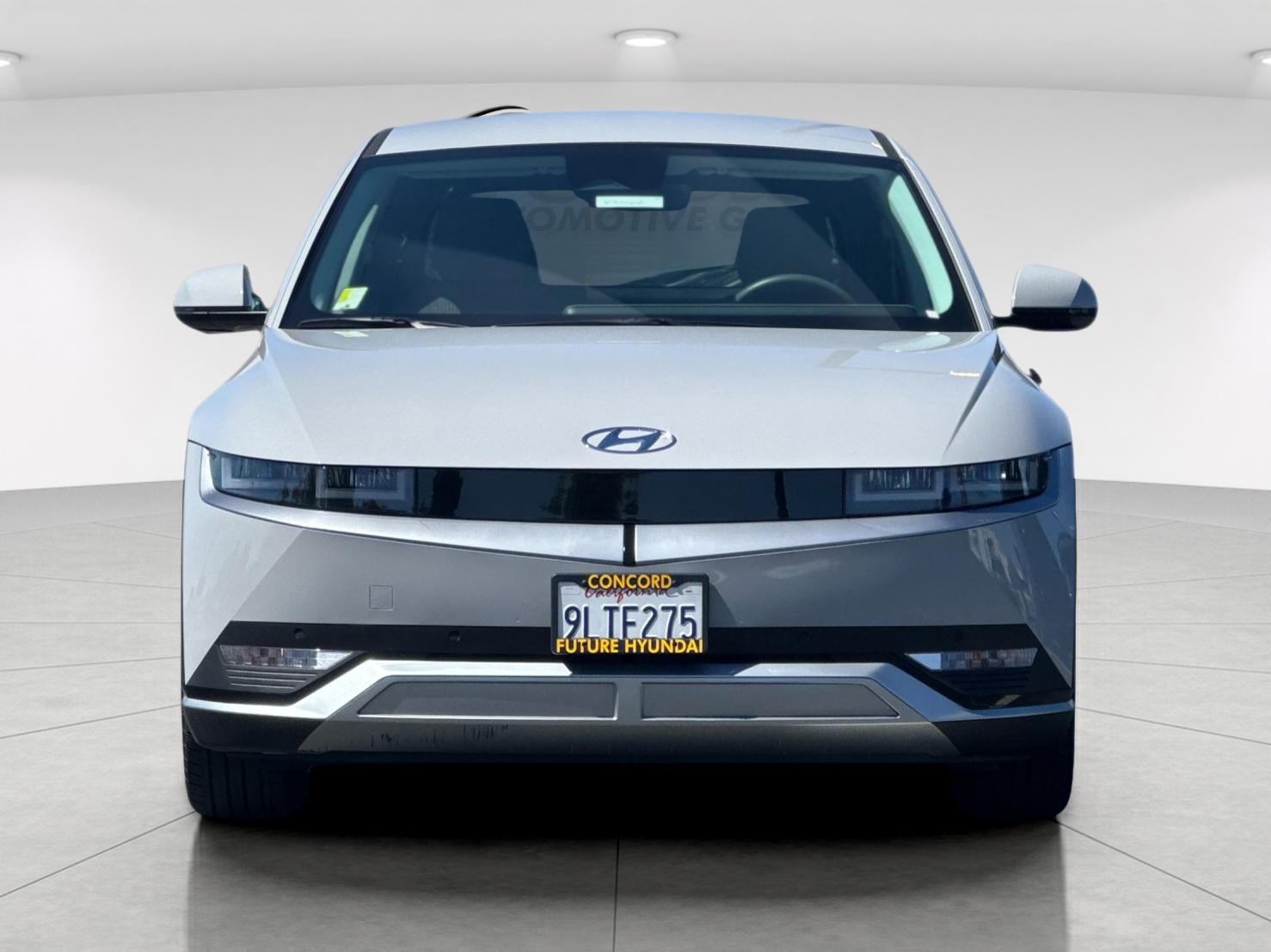 Used 2024 Gray Hyundai SEL image 8