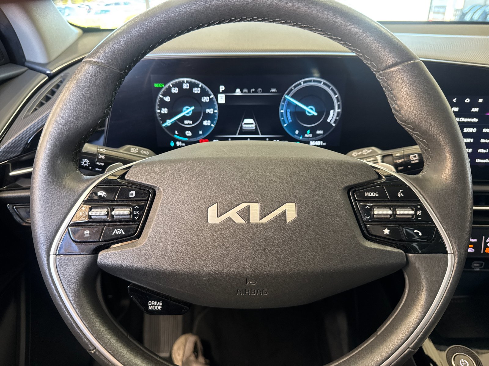 Used 2023 Blue Kia Wind image 23