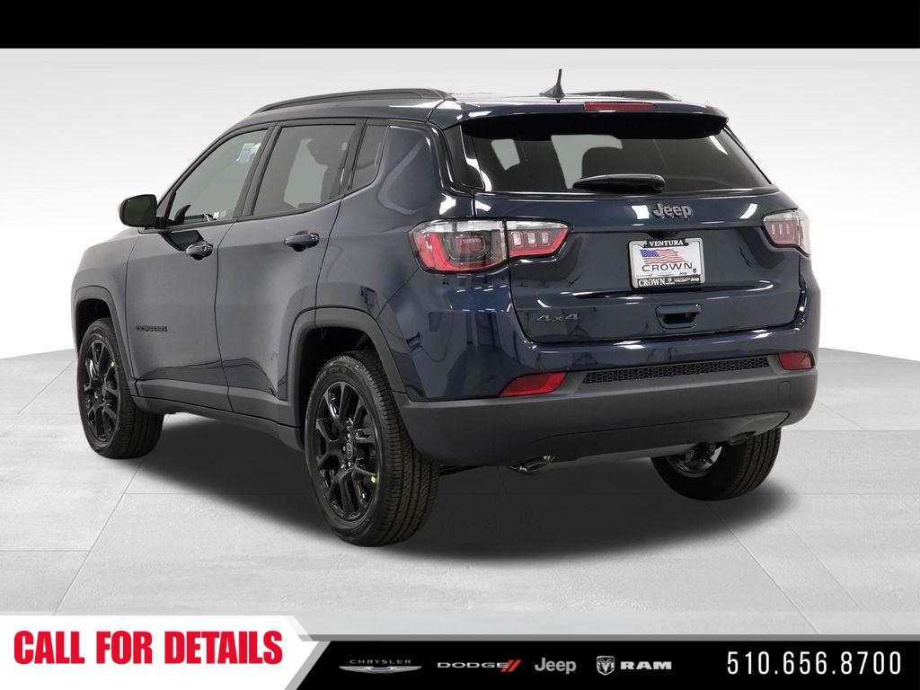 New 2026 Fathom Blue Pearl Coat Jeep Latitude image 7
