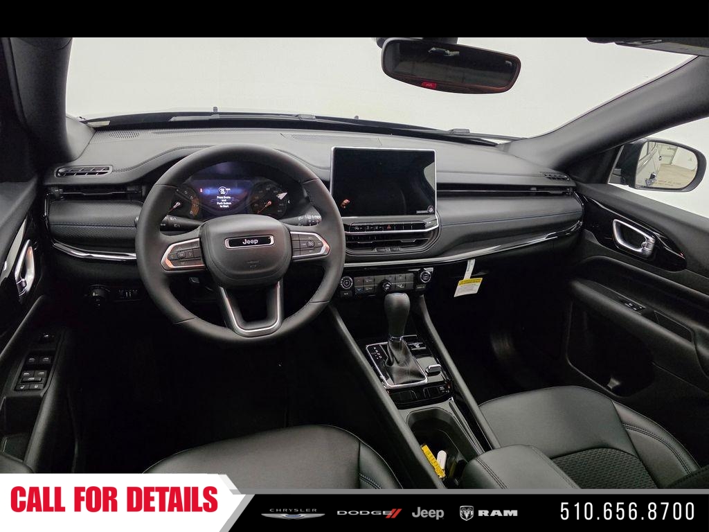 New 2026 Fathom Blue Pearl Coat Jeep Latitude image 9