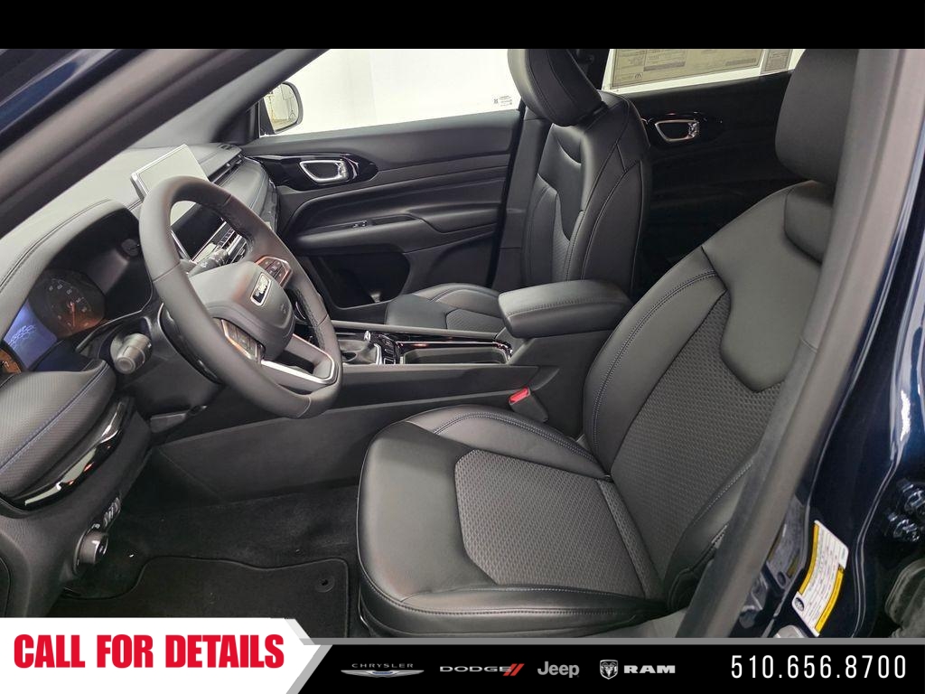 New 2026 Fathom Blue Pearl Coat Jeep Latitude image 13