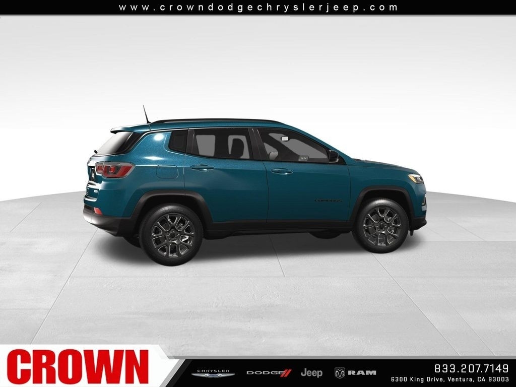 New 2026 Fathom Blue Pearl-Coat Exterior Paint Jeep Latitude image 15