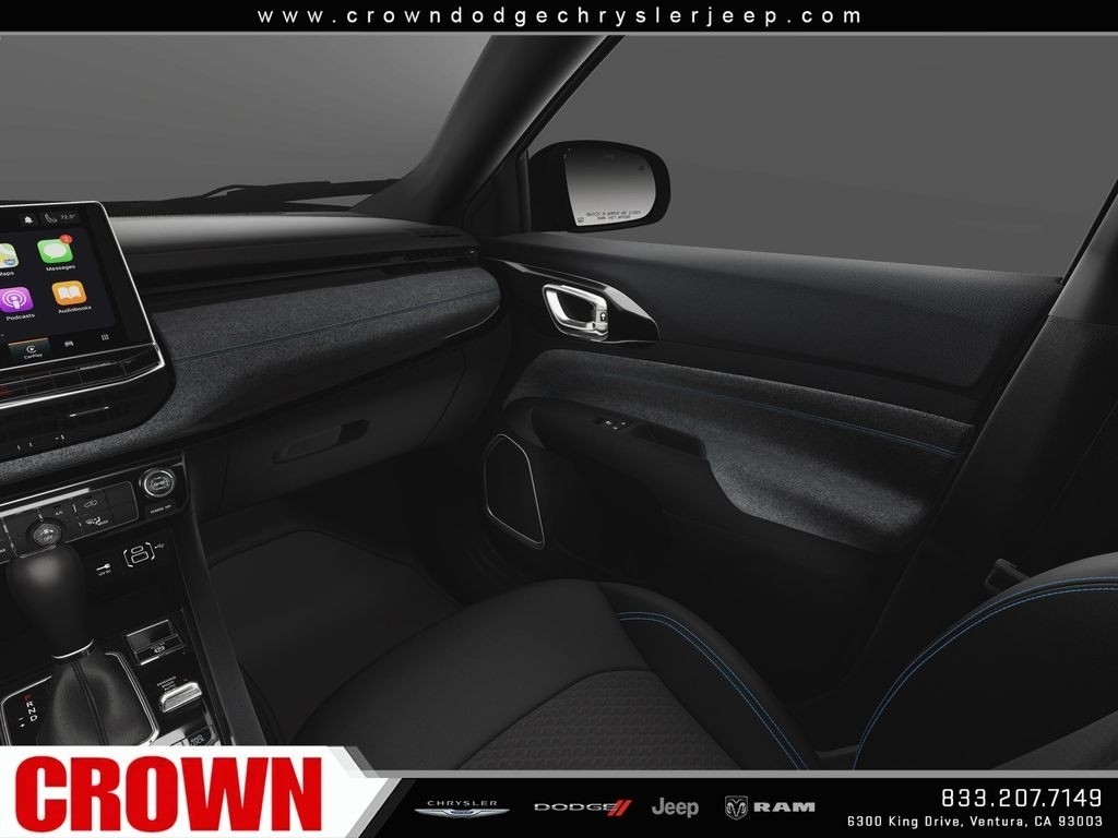 New 2026 Fathom Blue Pearl-Coat Exterior Paint Jeep Latitude image 19