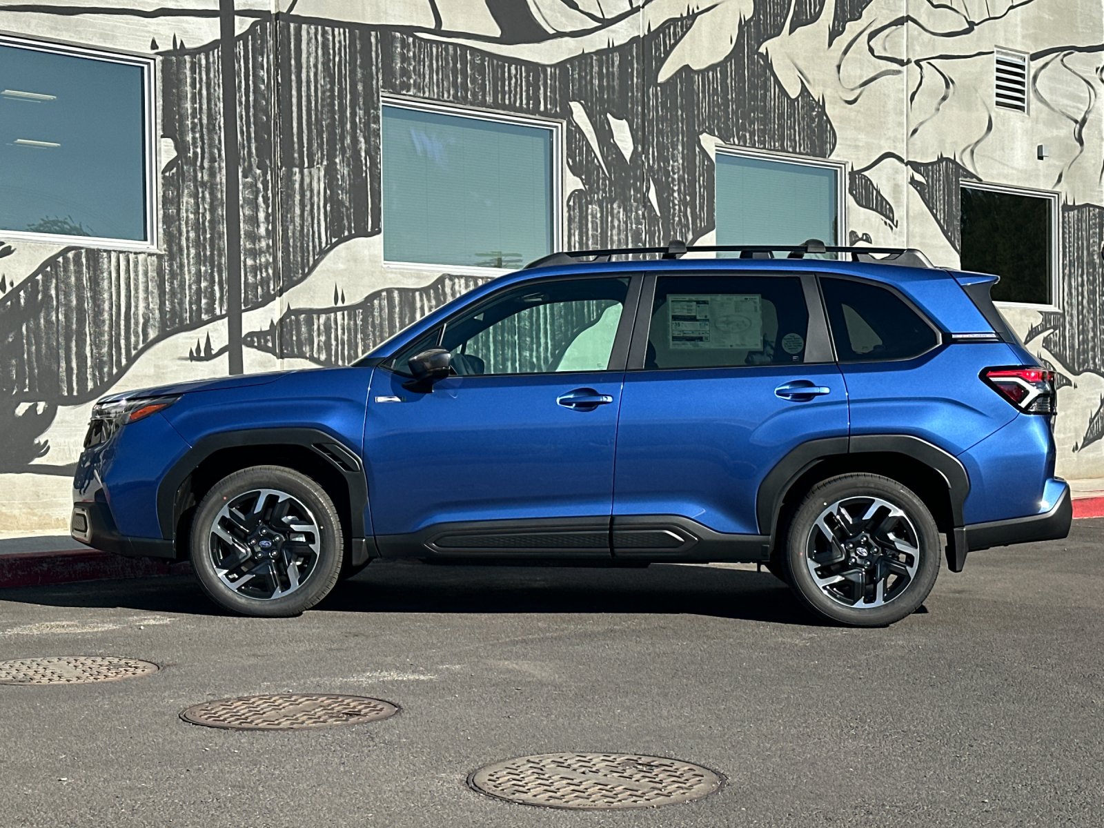 New 2026 DAYBREAK BLUE PEARL Subaru Limited Hybrid image 3