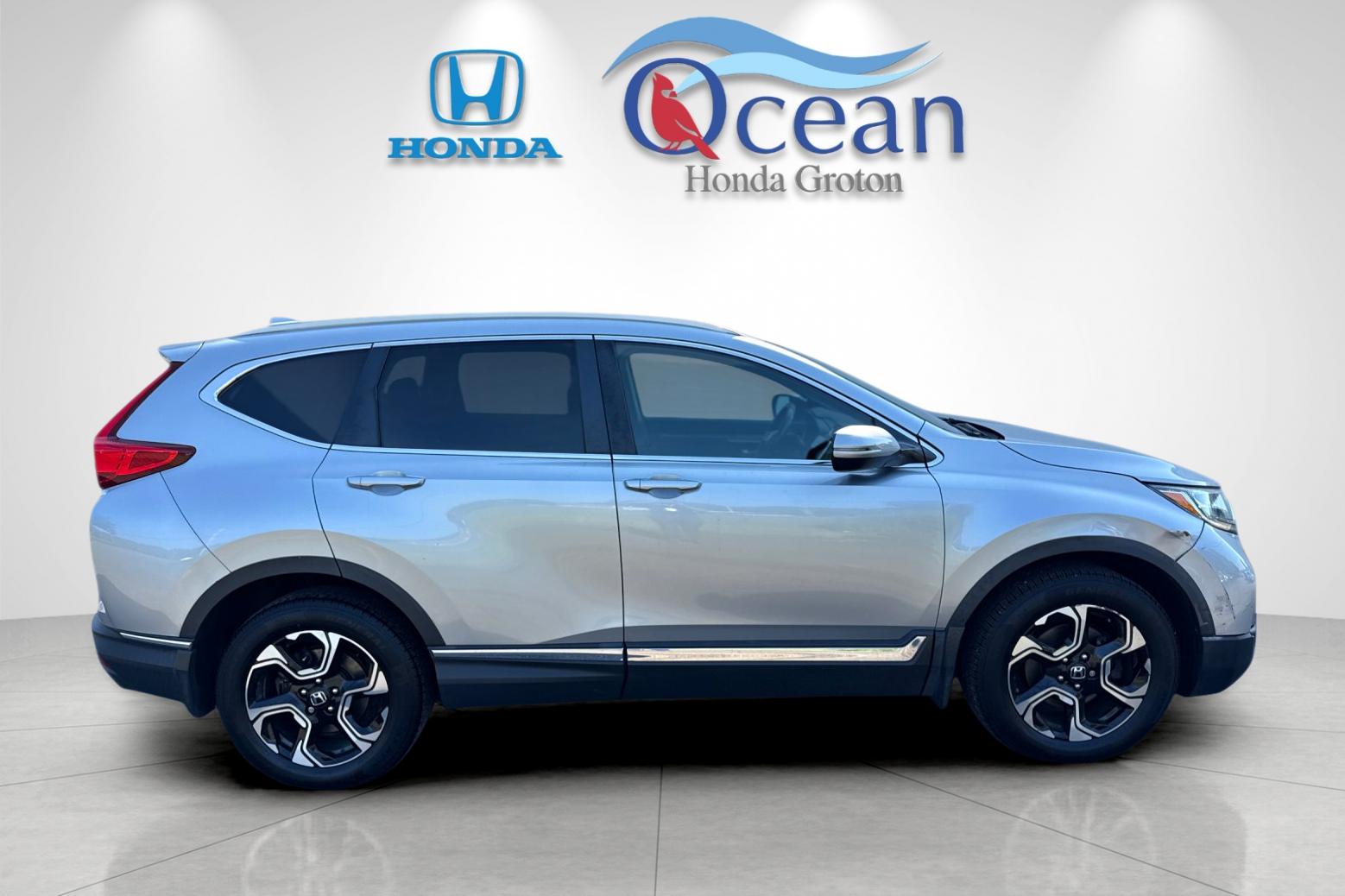 Used 2019 Honda CR-V Touring with VIN 2HKRW2H94KH621574 for sale in Groton, CT