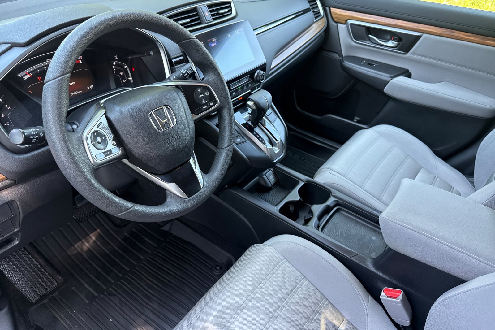 Used 2017 Basque Red Pearl II Honda EX image 9