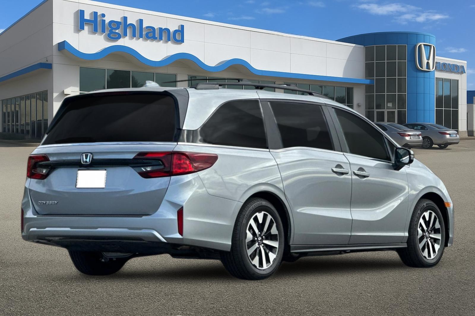 New 2026 Solar Silver Metallic Honda EX-L image 5