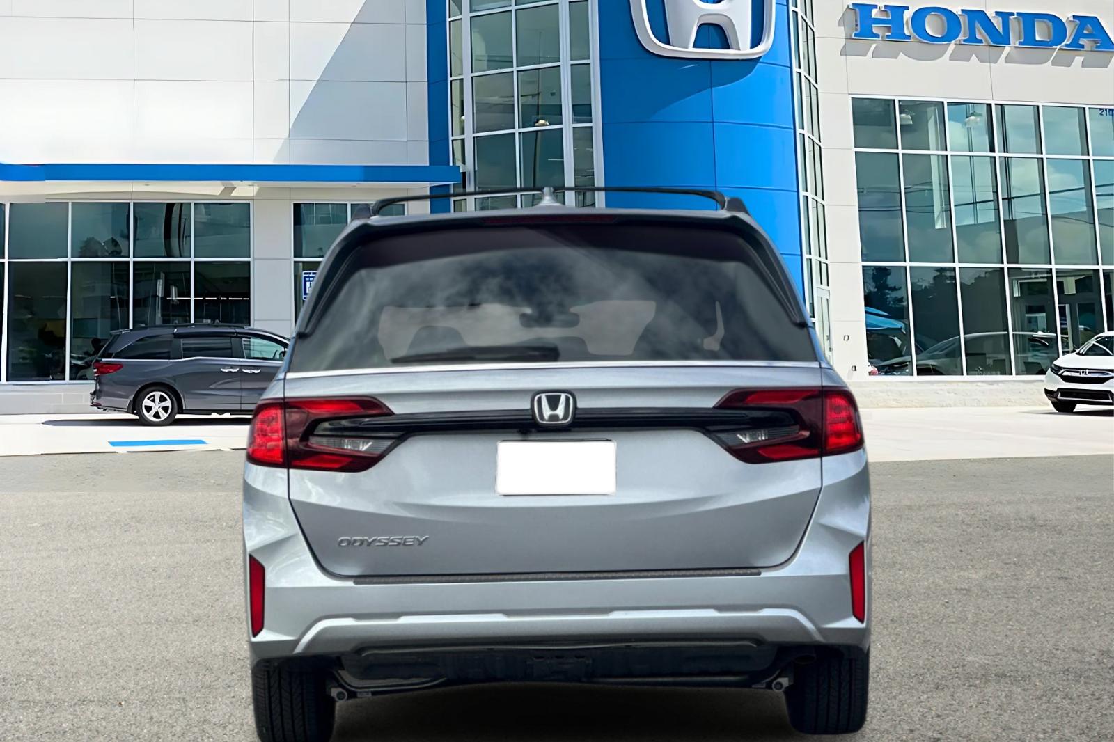 New 2026 Solar Silver Metallic Honda EX-L image 4