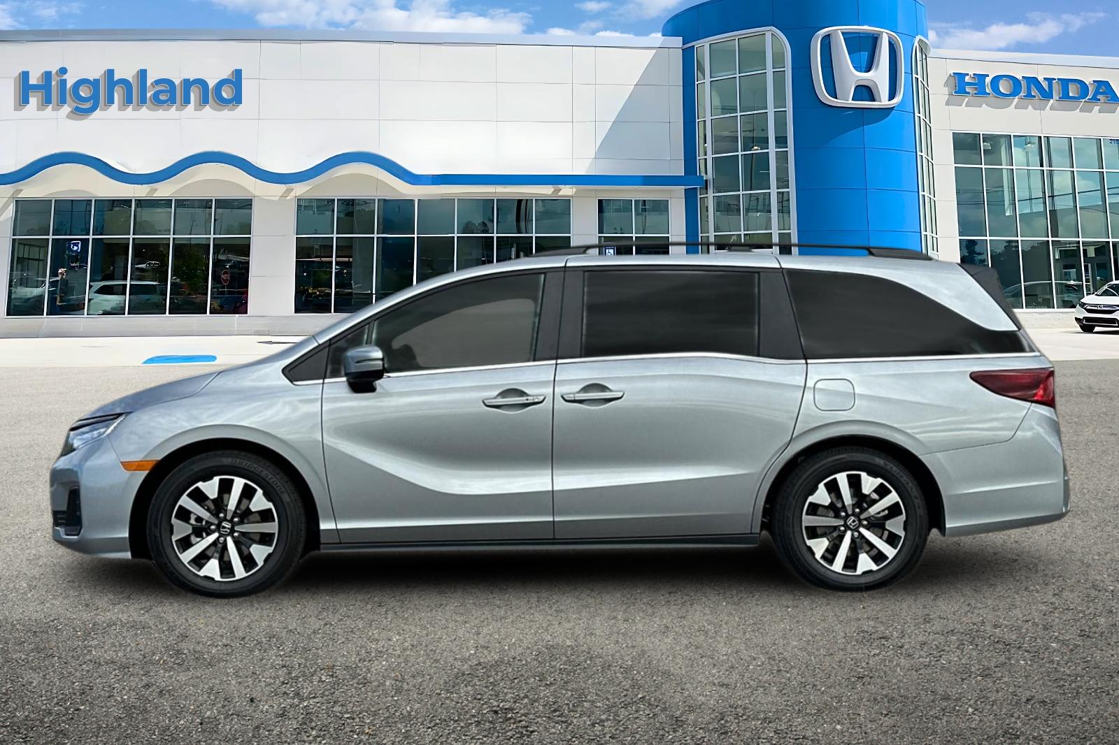 New 2026 Solar Silver Metallic Honda EX-L image 2