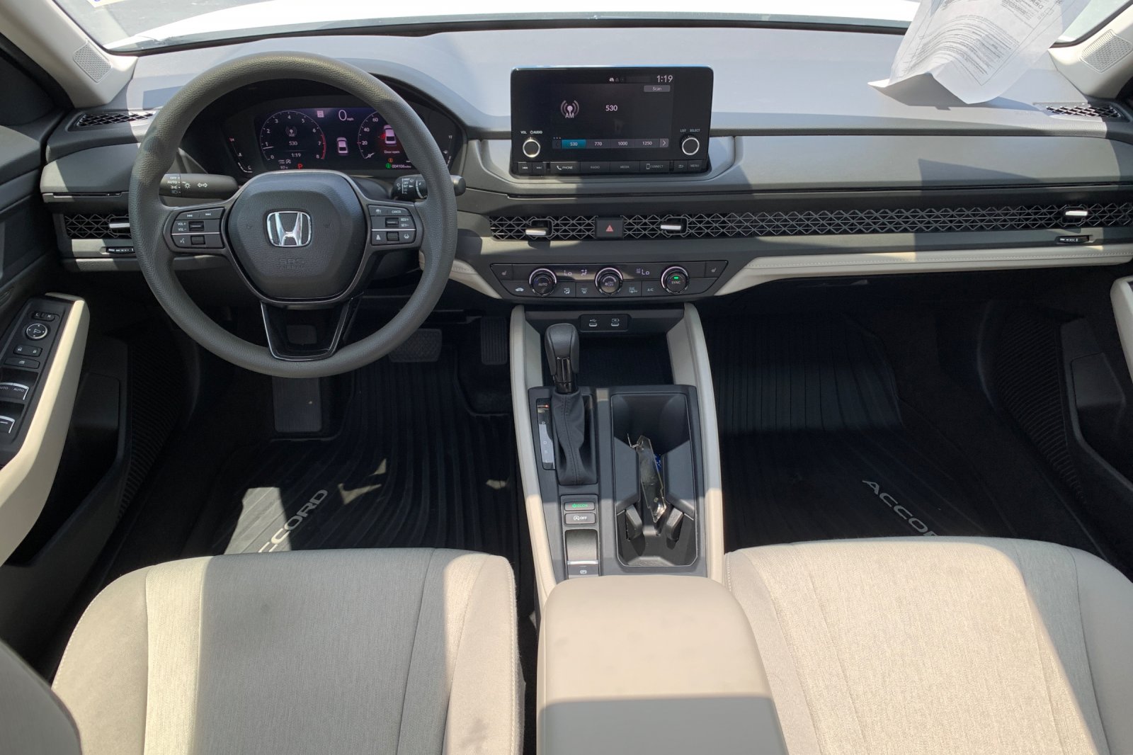 Certified Used 2025 Platinum White Pearl Honda 1.5T SE image 17