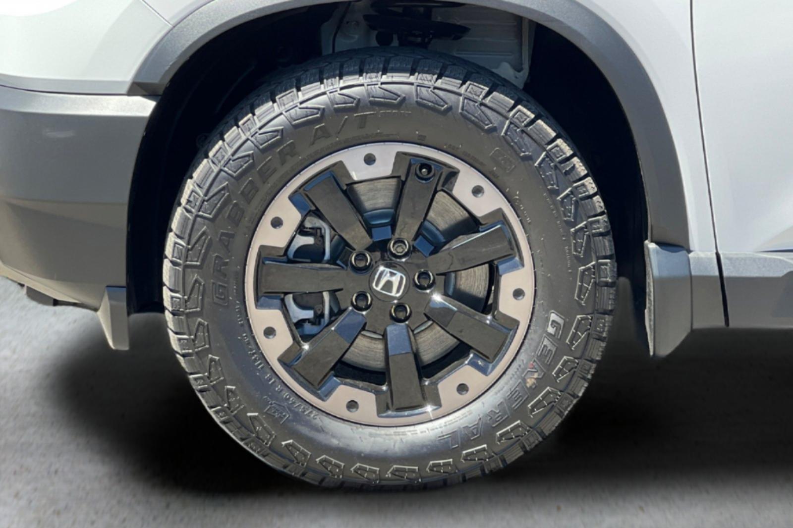 New 2026 Platinum White Pearl Honda TrailSport Elite image 32