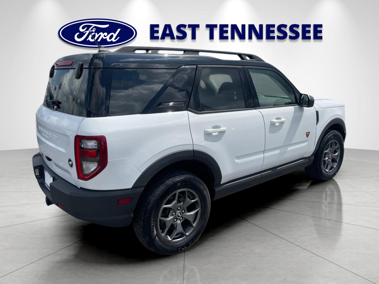 Used 2021 Oxford White Ford Badlands image 3