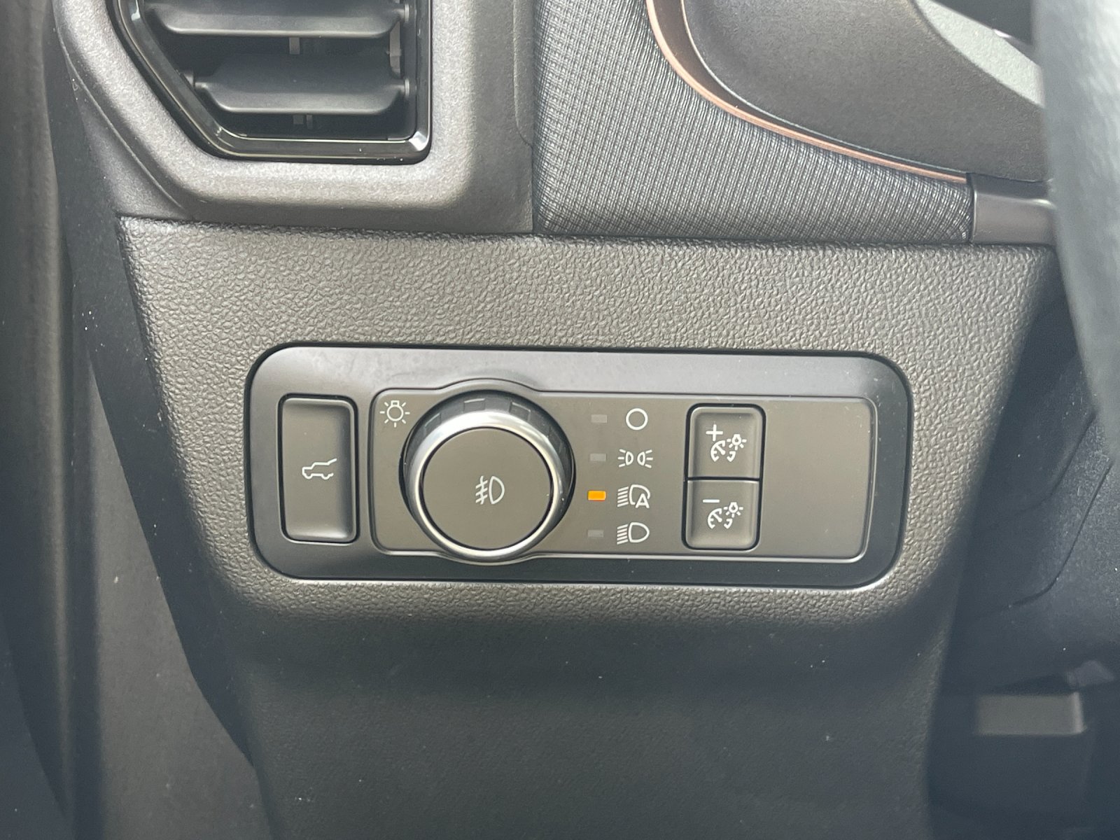 Used 2021 Oxford White Ford Badlands image 32