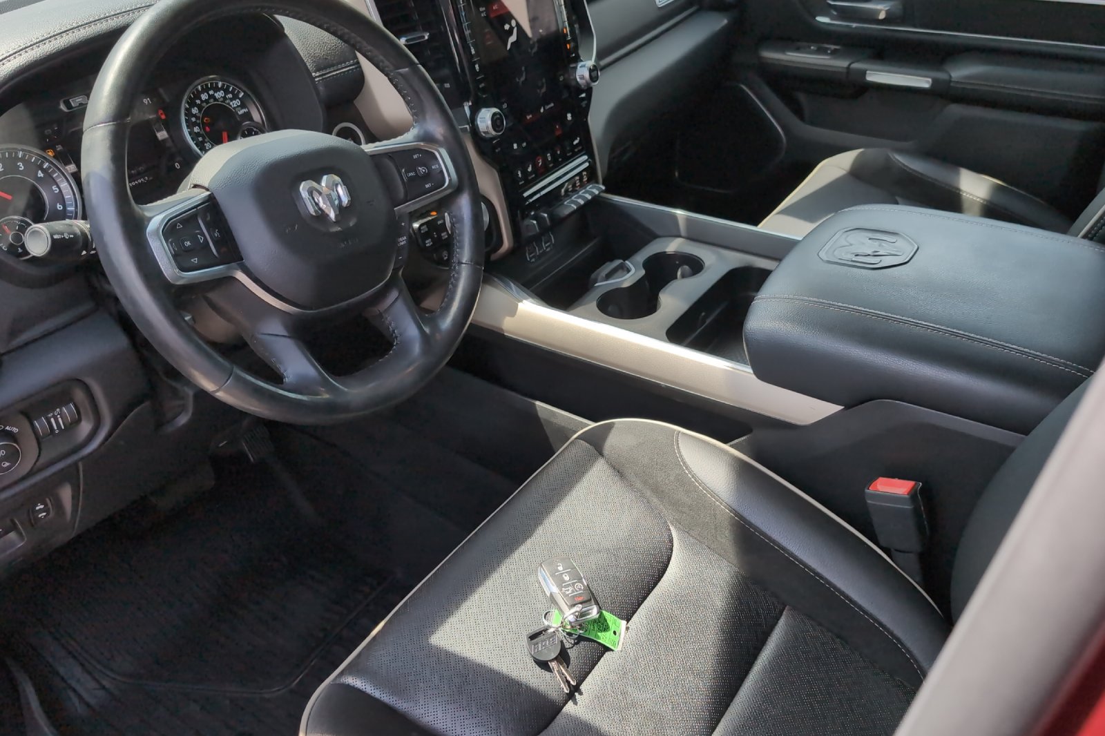 Used 2021 Red Ram Laramie image 11