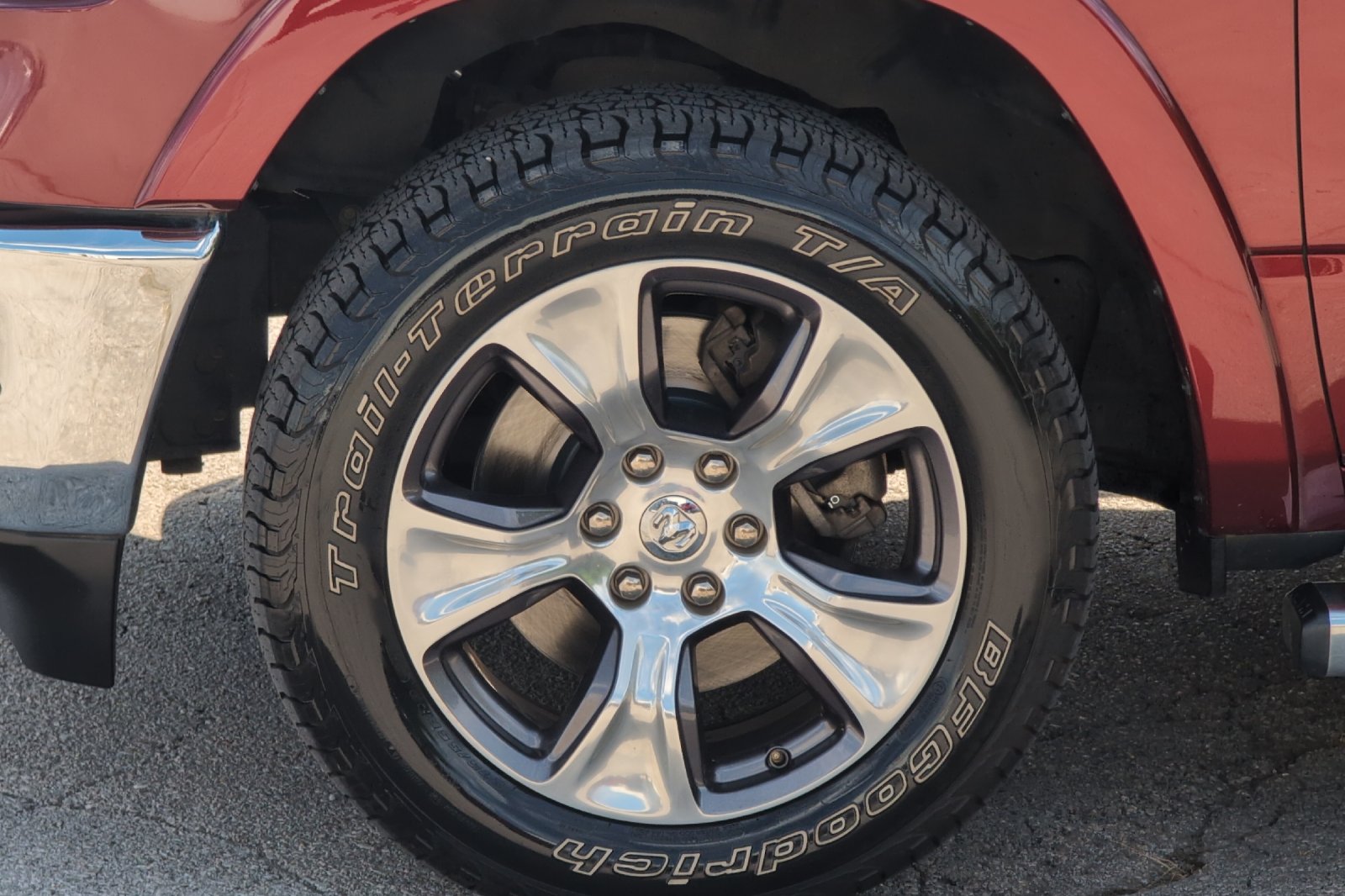 Used 2021 Red Ram Laramie image 27