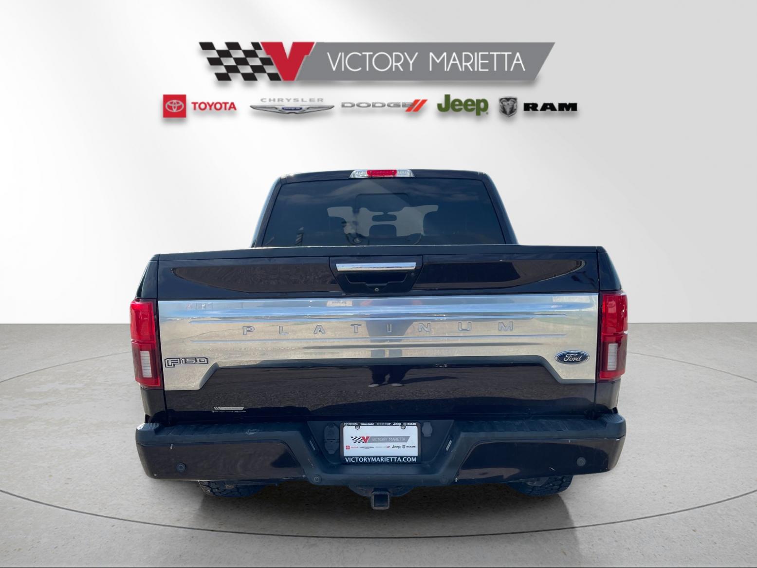 Used 2018 Red Ford Platinum image 4