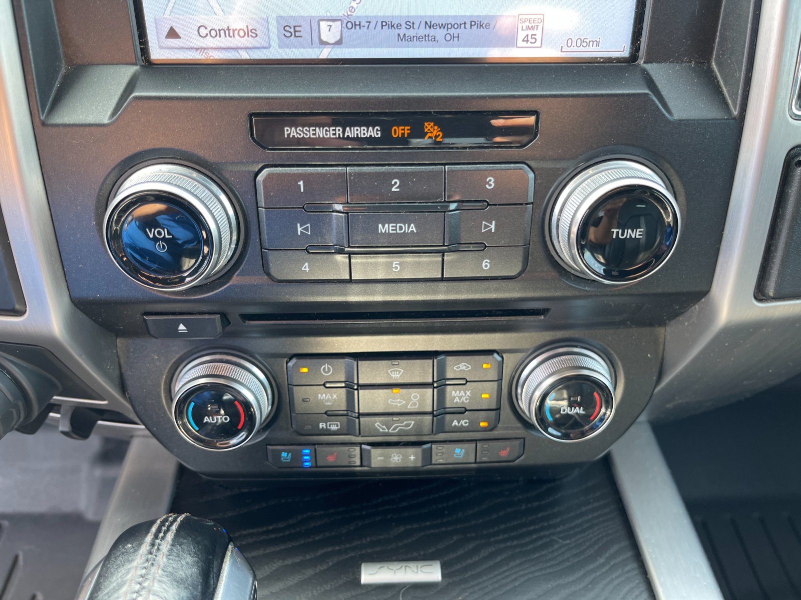 Used 2018 Red Ford Platinum image 23