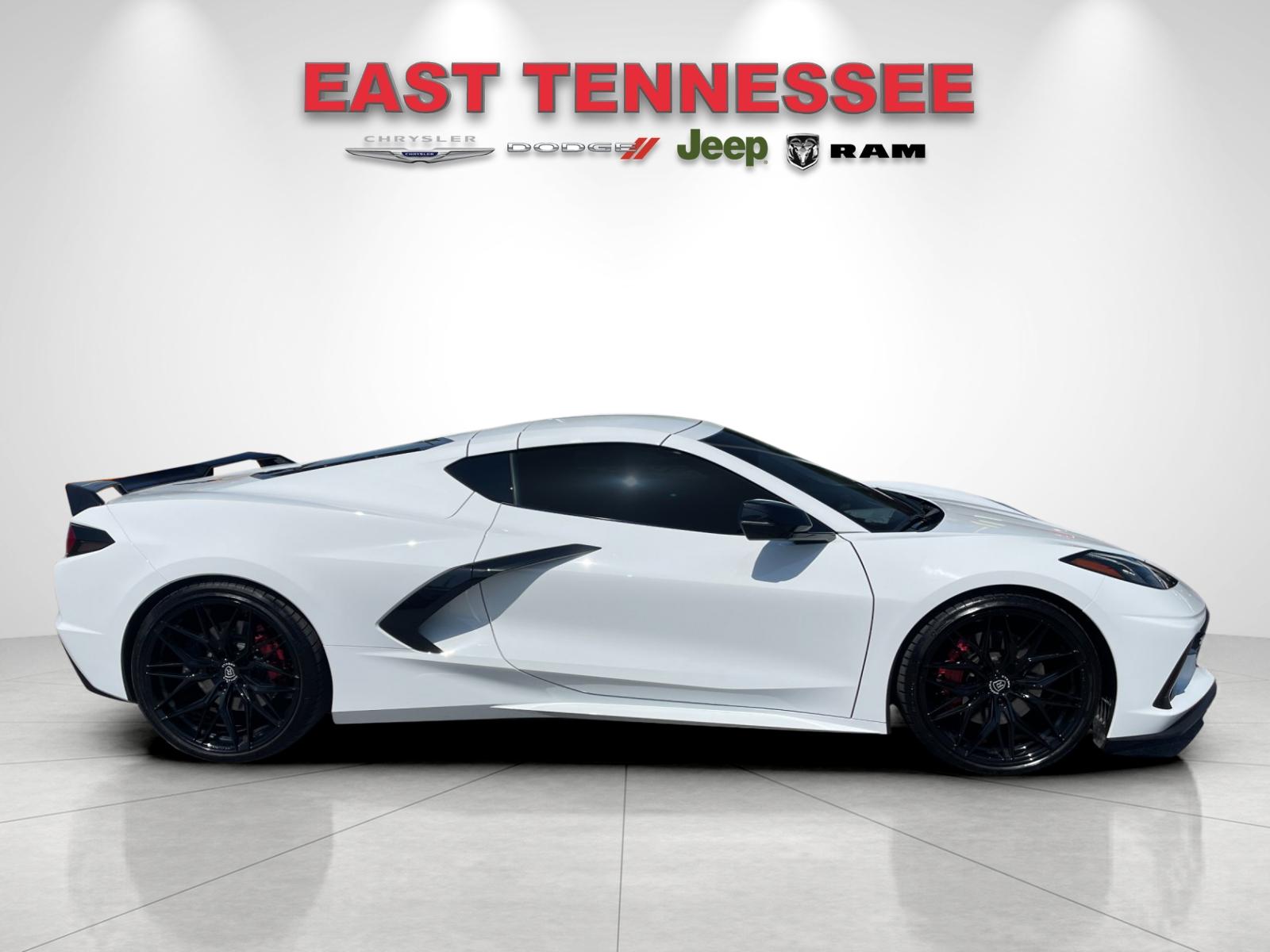 Used 2024 White Chevrolet Stingray image 7