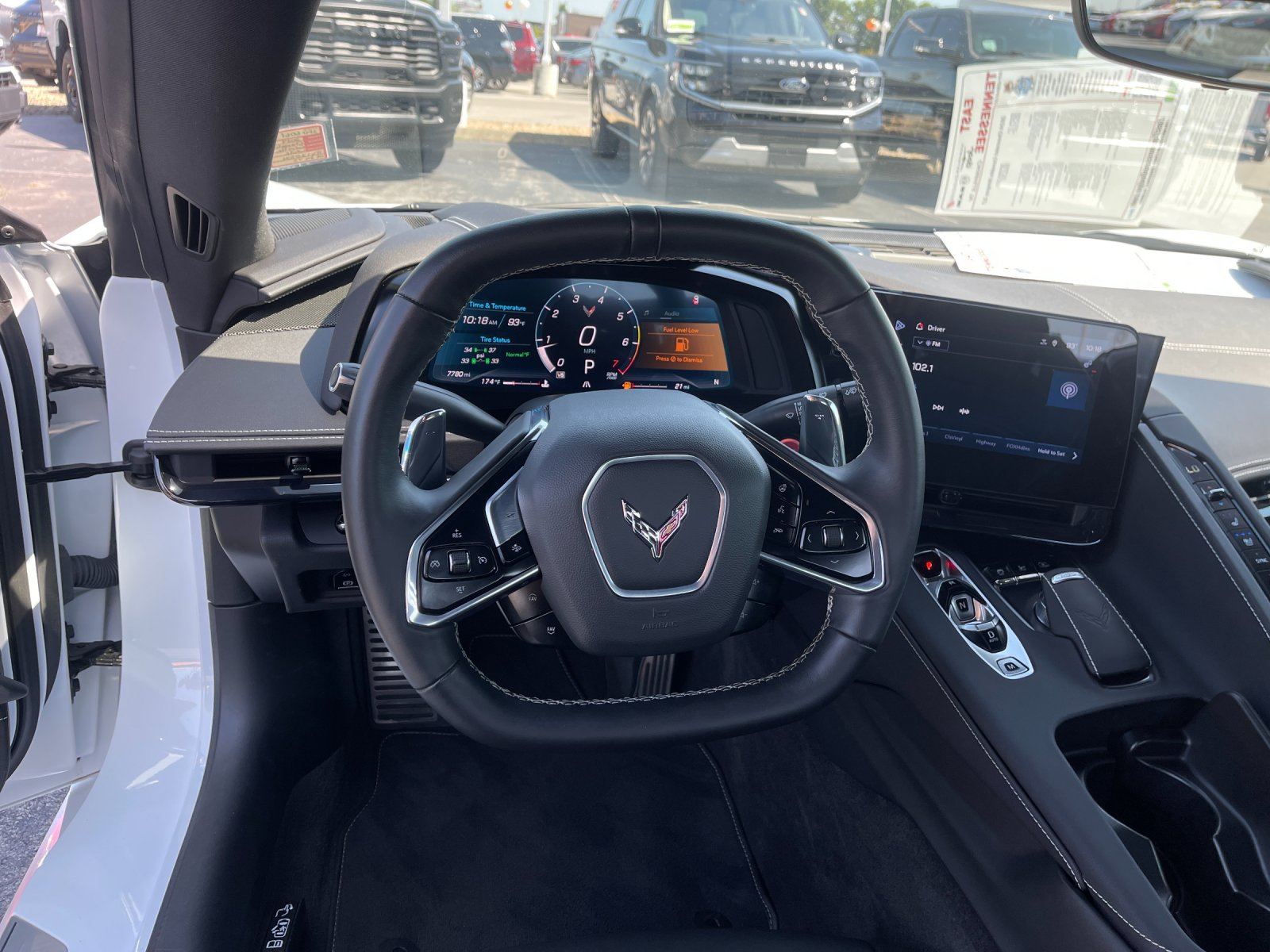 Used 2024 White Chevrolet Stingray image 15