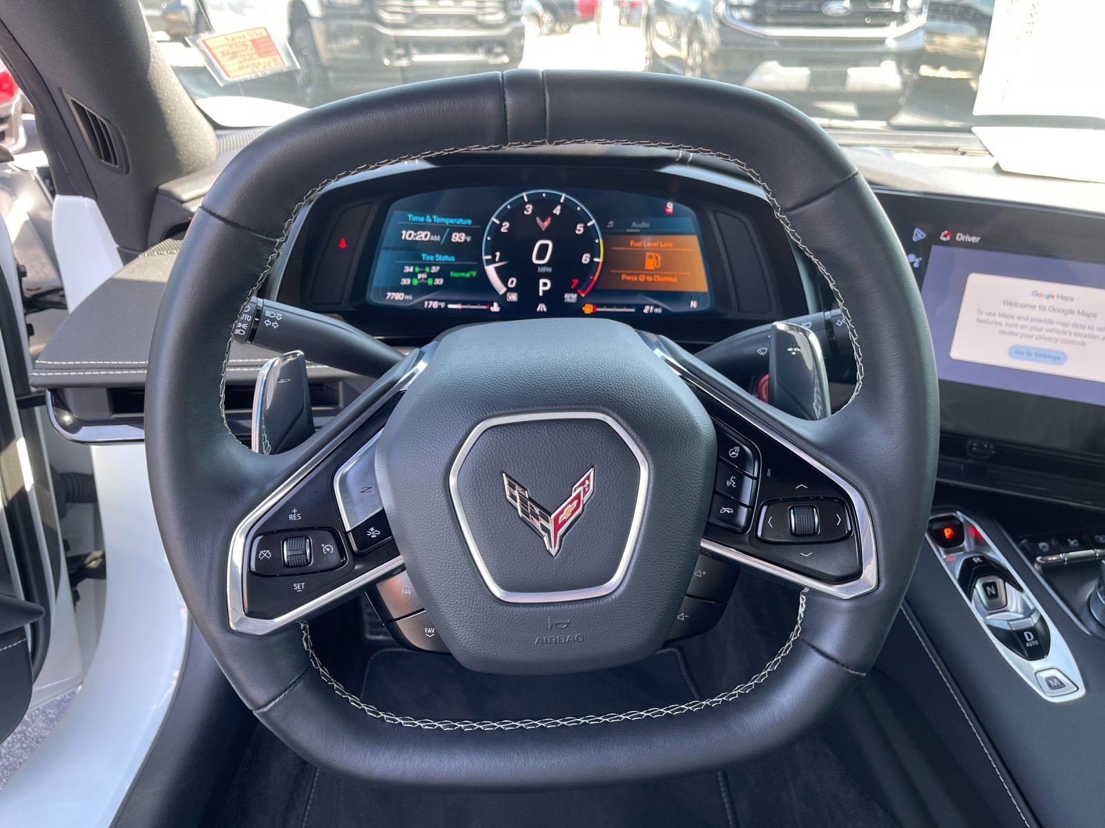 Used 2024 White Chevrolet Stingray image 24