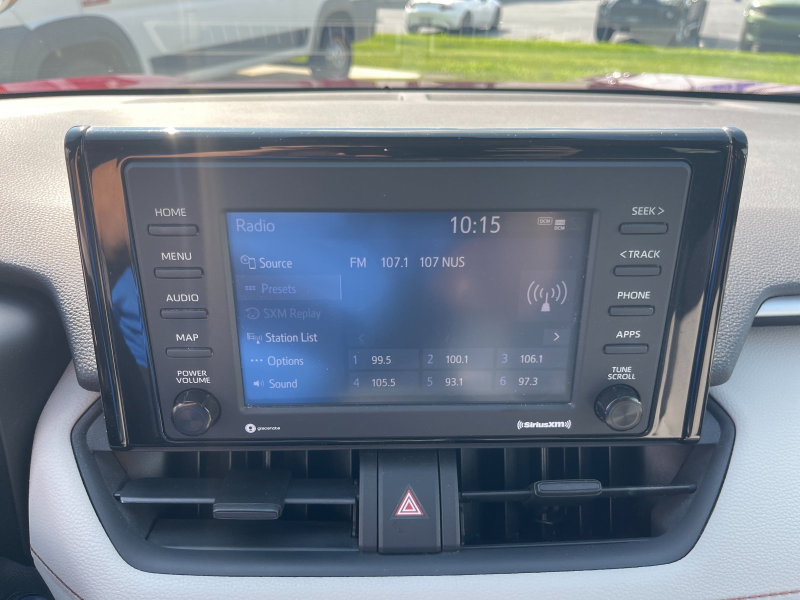 Used 2020 Pearl Toyota XLE image 20