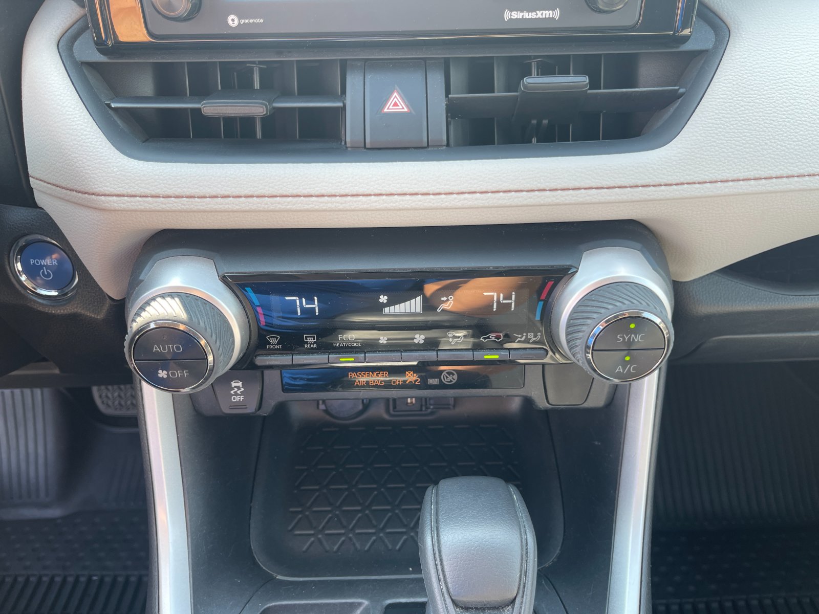 Used 2020 Pearl Toyota XLE image 22