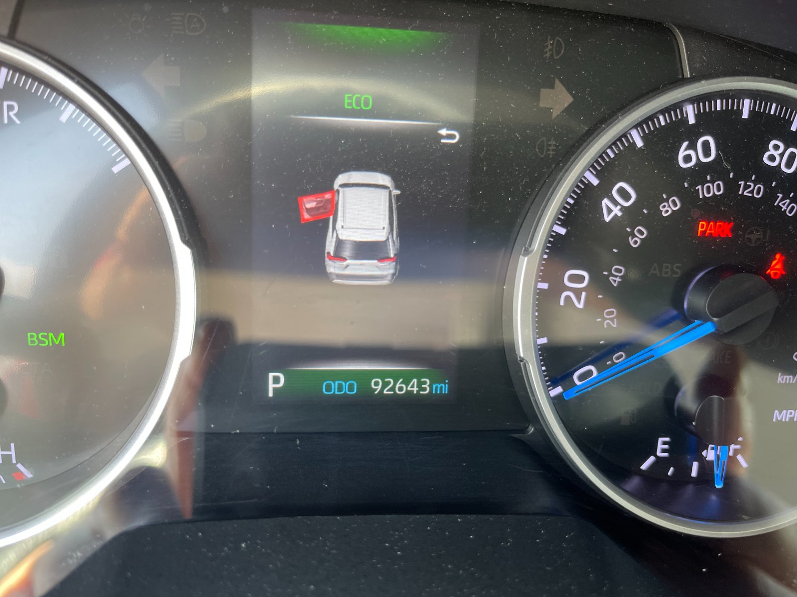 Used 2020 Pearl Toyota XLE image 29