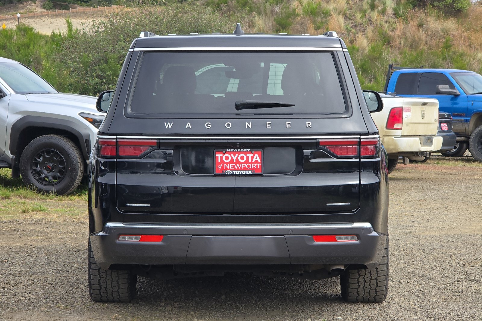 Used 2022 Black Jeep Series III image 5