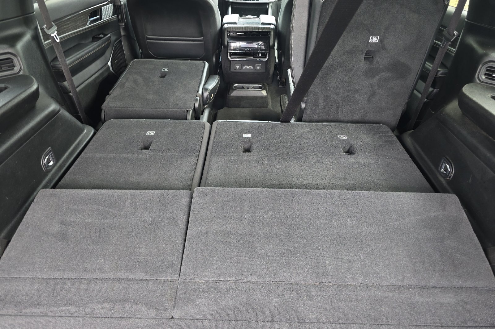 Used 2022 Black Jeep Series III image 14