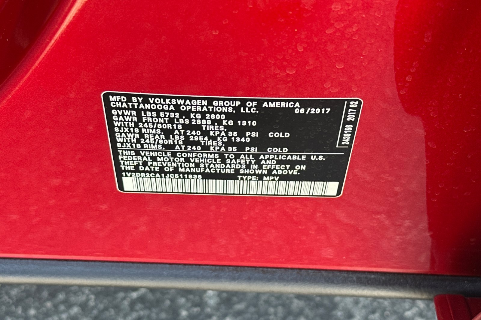 Used 2018 Red Volkswagen 3.6L V6 SE image 36