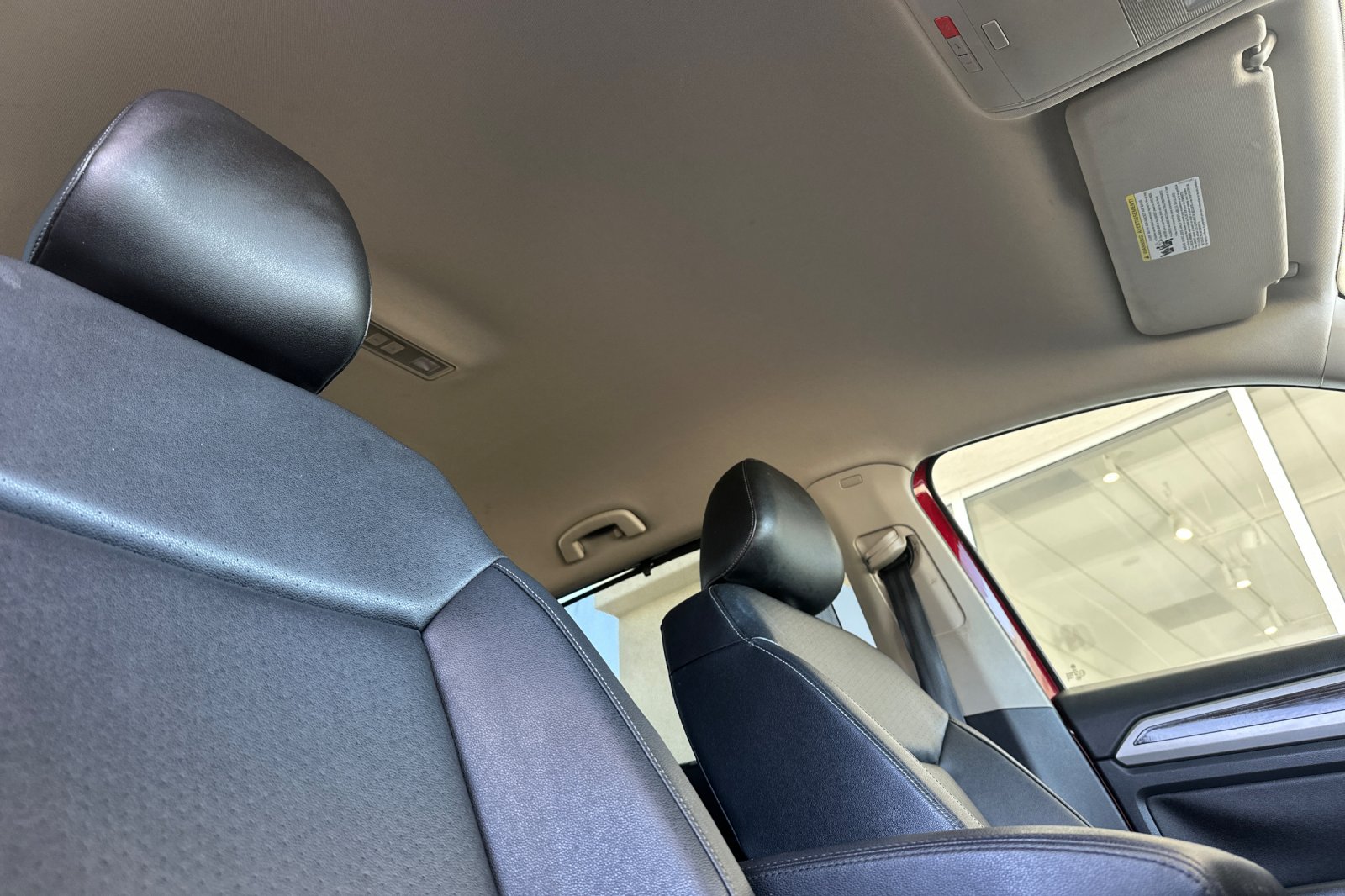 Used 2018 Red Volkswagen 3.6L V6 SE image 21