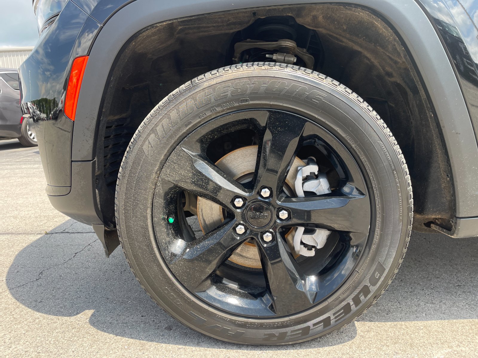 Used 2024 Black Jeep Altitude X image 33