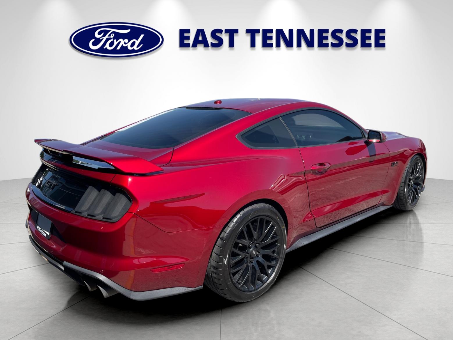 Used 2019 Red Ford GT image 3