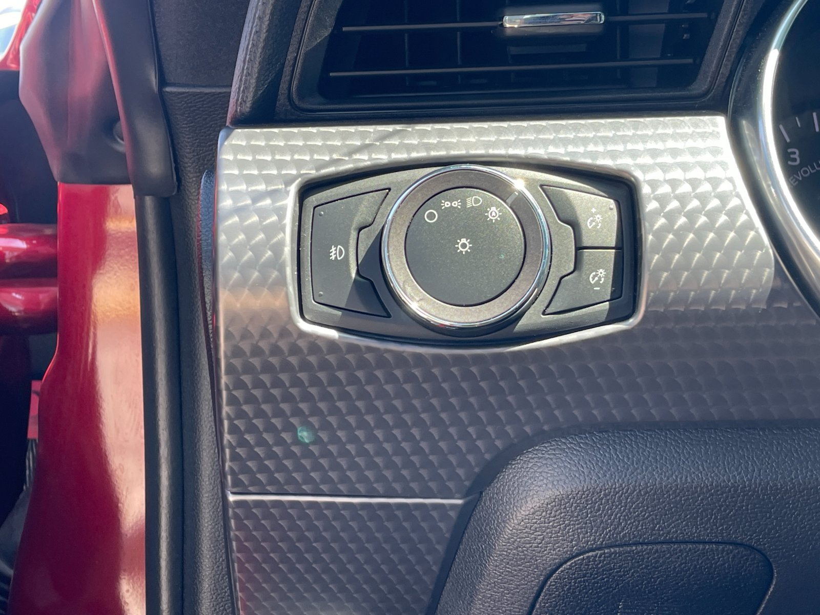 Used 2019 Red Ford GT image 28